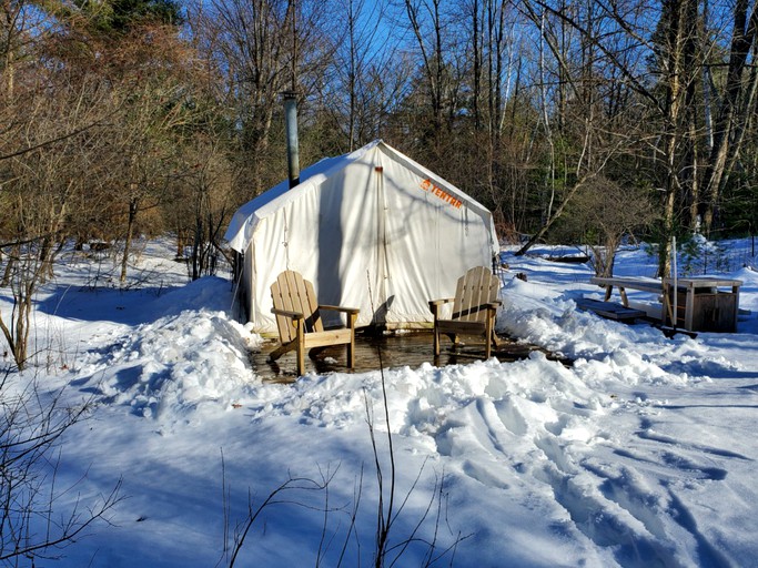 Tentrr Signature Site Sundown, Tented Cabins, Kerhonkson, United