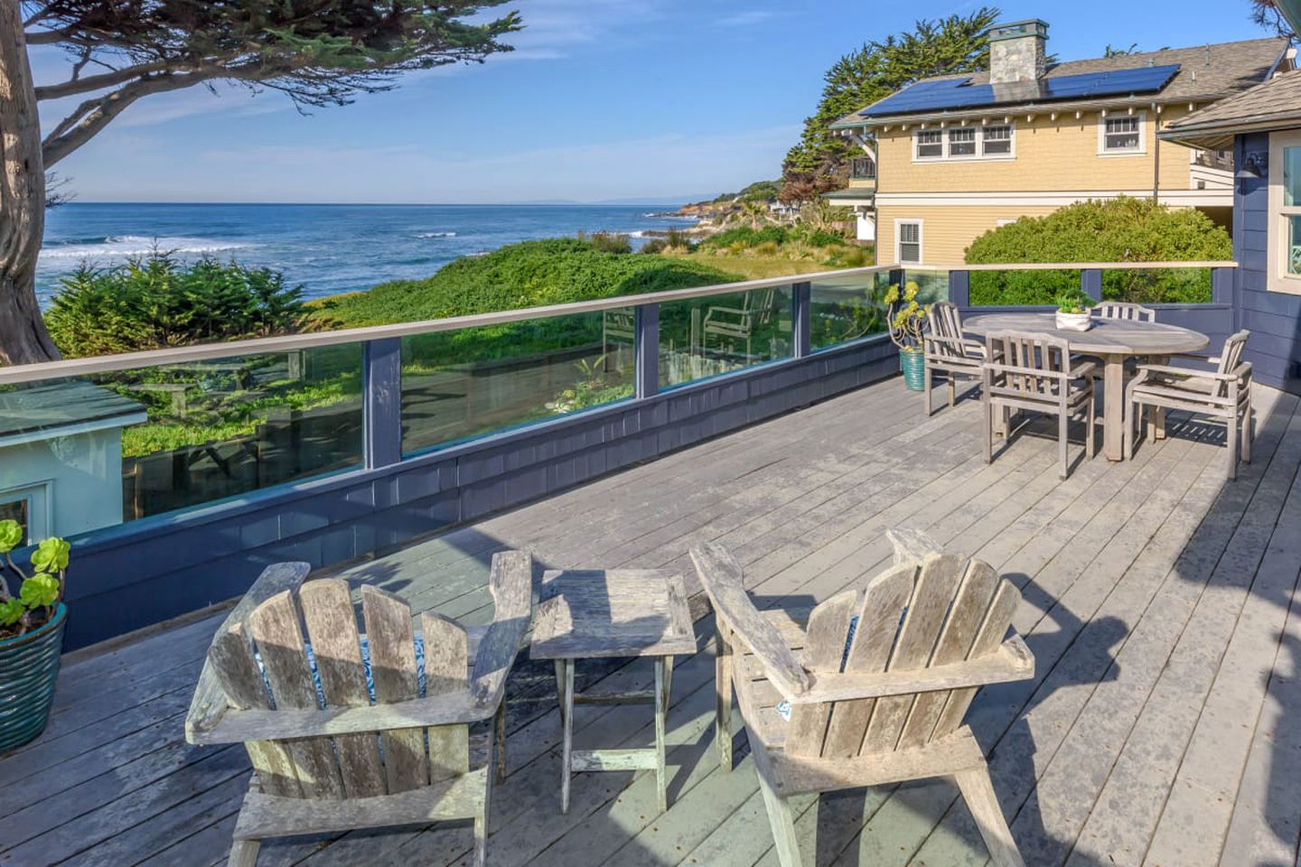 Oceanfront Vacation Rental by The Fitzgerald Marine Reserve in California