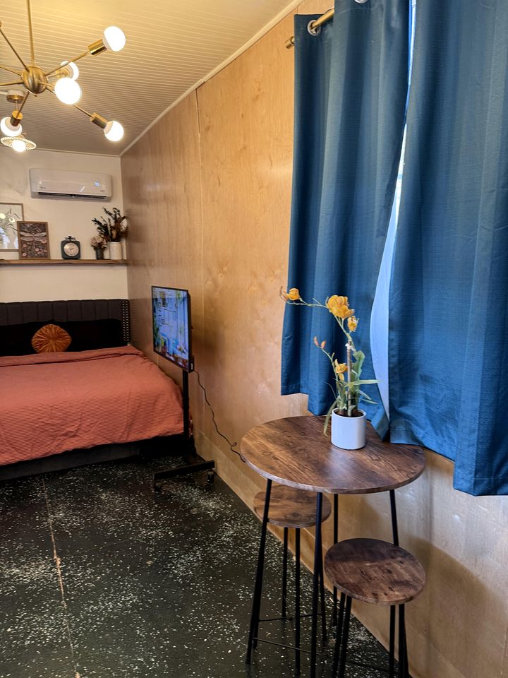 Secluded Off-Grid Container Home, Perfect for a Glamping Retreat in Mt Charleston, Nevada