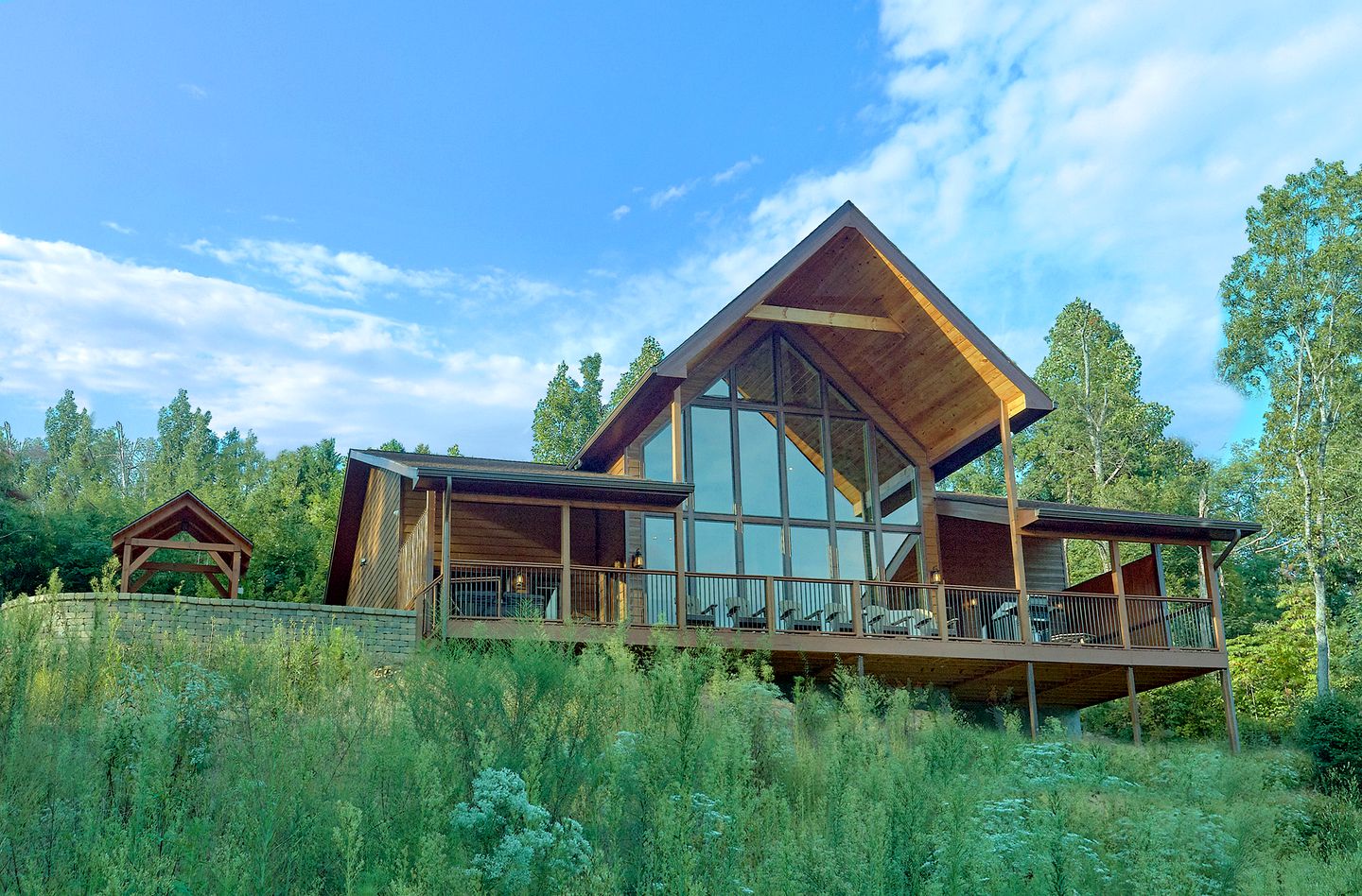 Vacation Rental for Four in Gatlinburg with Fire-Pit and Spectacular Views of the Great Smoky Mountains