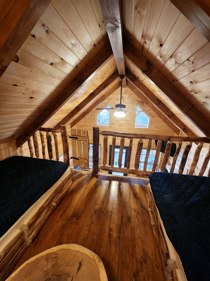 Pet-Friendly Tree Cabin by Tappan Lake with Lofted Space in Ohio