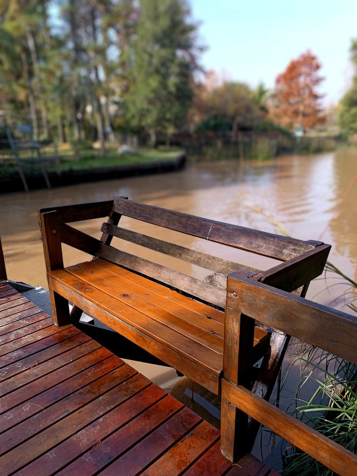 Charming Riverside Island Retreat with Pool & Private Dock near Tigre, Buenos Aires