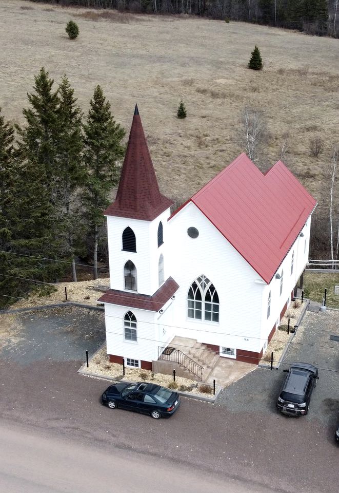 Renovated Church Rental for Cozy Vacations with Friends or Family in Boundary Creek, New Brunswick