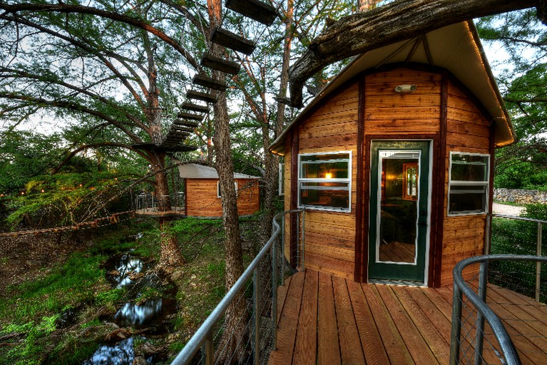 Tree Houses (United States of America, Spicewood, Texas)