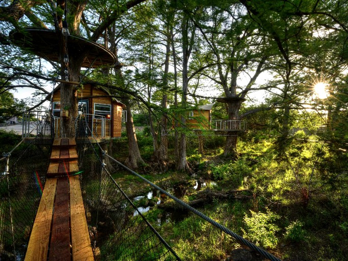 Tree Houses (United States of America, Spicewood, Texas)