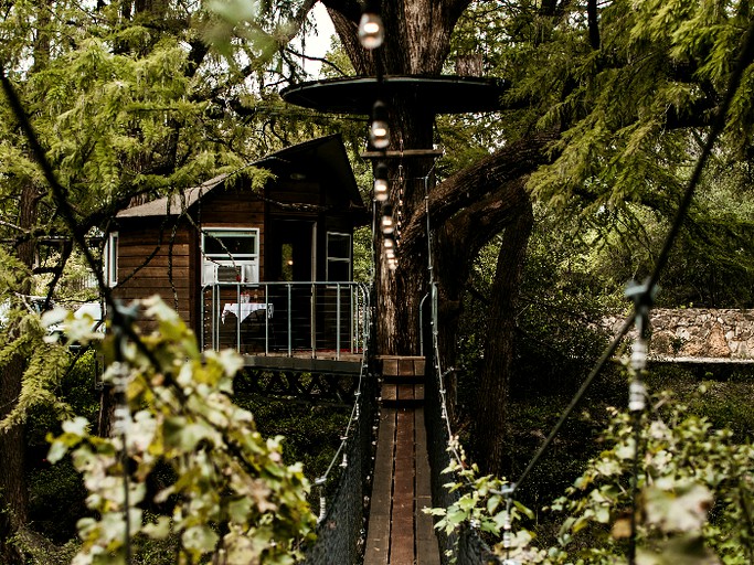 Tree Houses (United States of America, Spicewood, Texas)