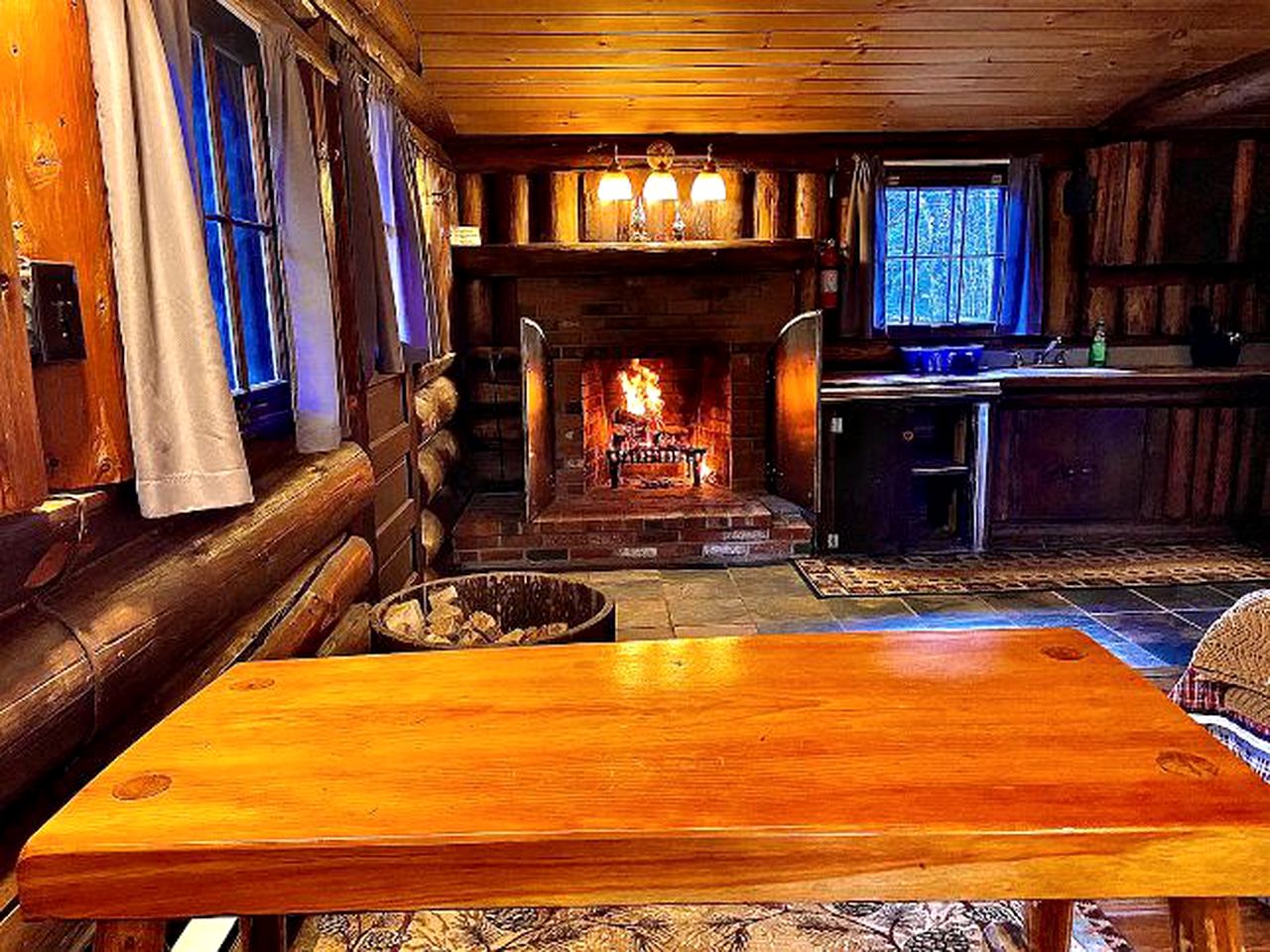 Rustic Studio Cabin Rental in the Heart of the White Mountains in New Hampshire