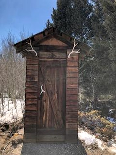 Cabins (United States of America, Ennis, Montana)