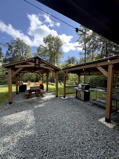 Yurts (United States of America, Livingston Manor, New York)