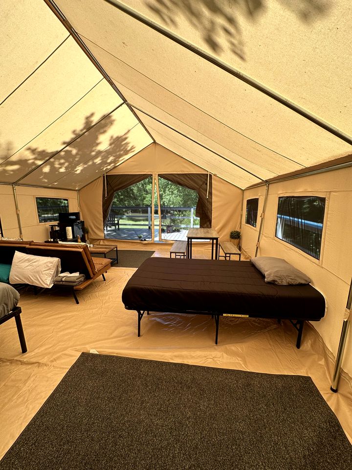 Magnificent Safari Tent in Murfreesboro, Arkansas