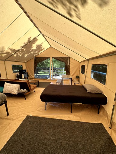 Safari Tents (United States of America, Murfreesboro, Arkansas)