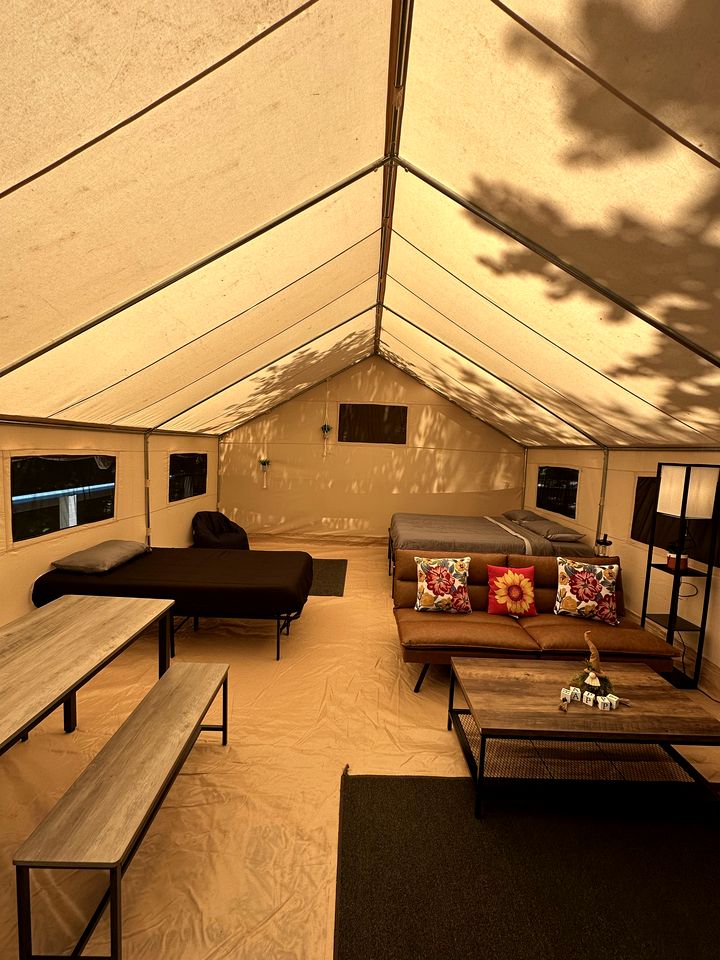 Magnificent Safari Tent in Murfreesboro, Arkansas