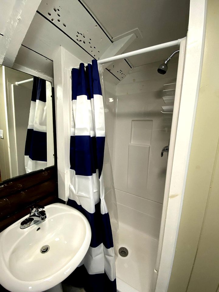 Secluded Cottage Getaway with Kitchenette near Lincolnville, Maine