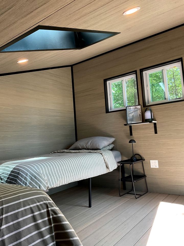 Small Cabin Perfect to Create Your Own Glamping Escape in Pennsylvania