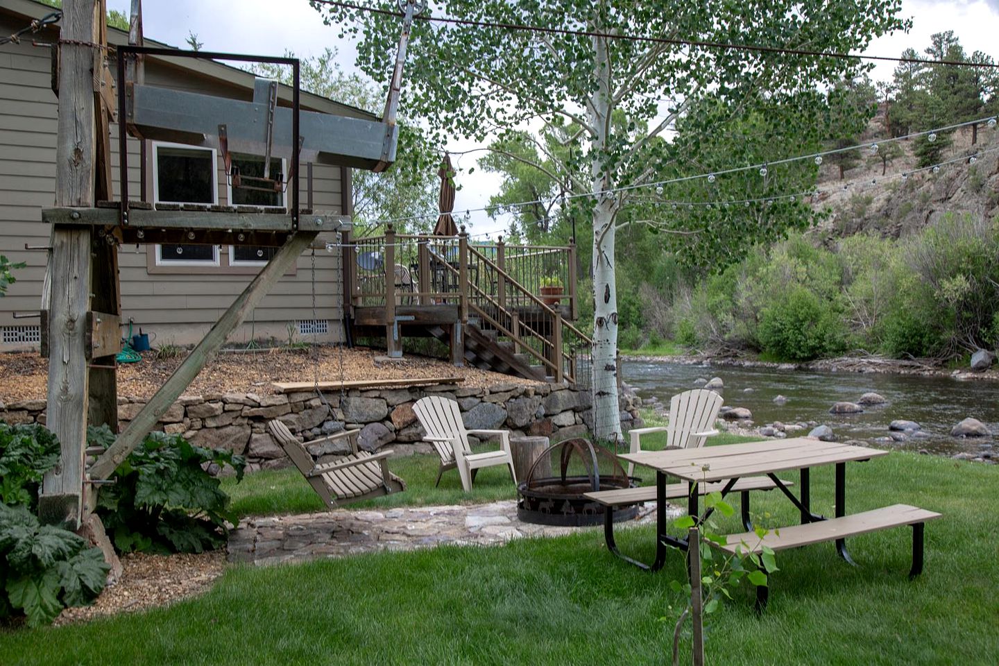 Modern Cottage Rental for Getaway on the South Fork River in Colorado