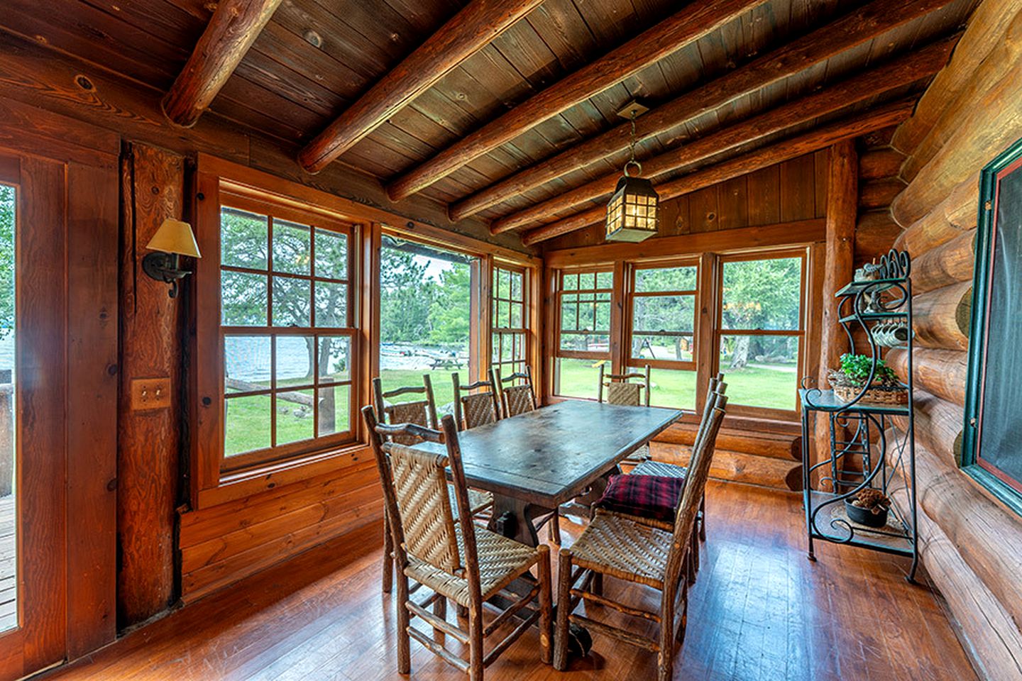 Stunning Lodge Rental for Family or Group Glamping on Big Lake, Minnesota