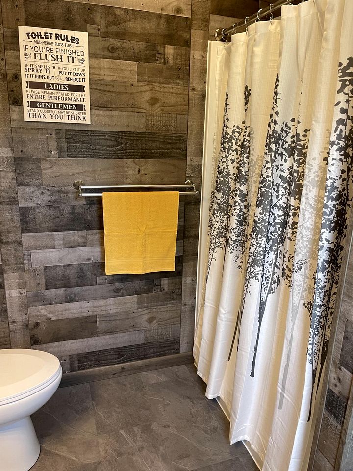 Stunning Secluded Dome with Gorgeous Forest Sights in Hermosa, South Dakota