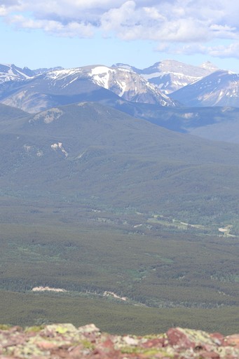 Group Cabin Lodge Surrounded by Nature with Beautiful Hiking Trails and Views in Alberta | Cabins (Pincher Creek MD #9, Alberta, Canada)