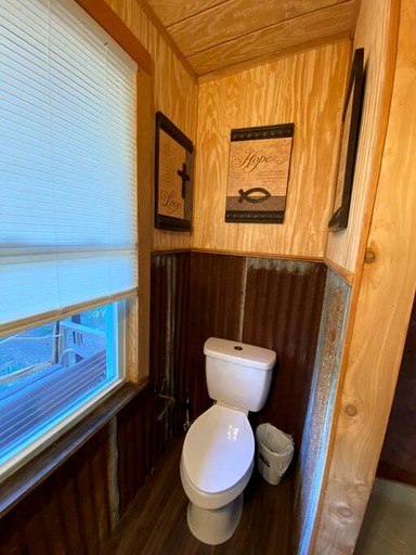 Cabins (United States of America, Marble Falls, Texas)