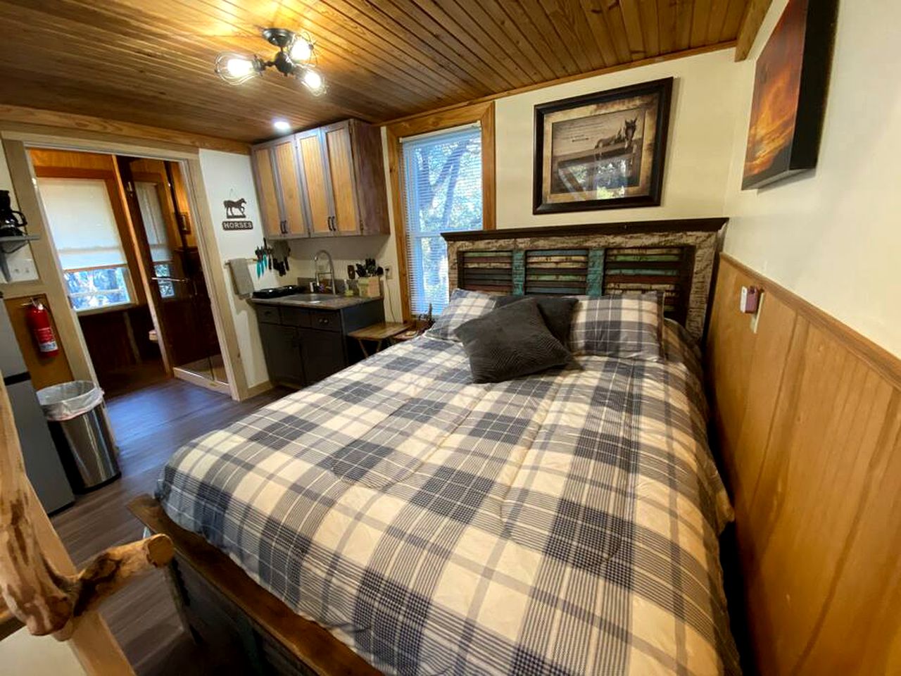 Rustic Texas Hill Country Vacation Rental with a Fire Pit