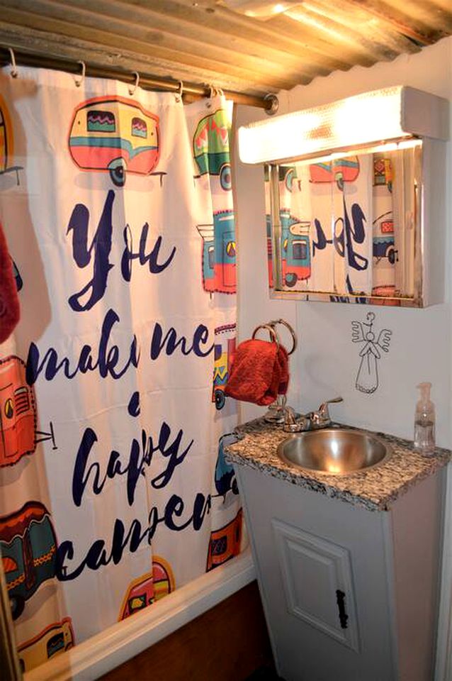 Texas Hill Country Vintage Caravan Glamping