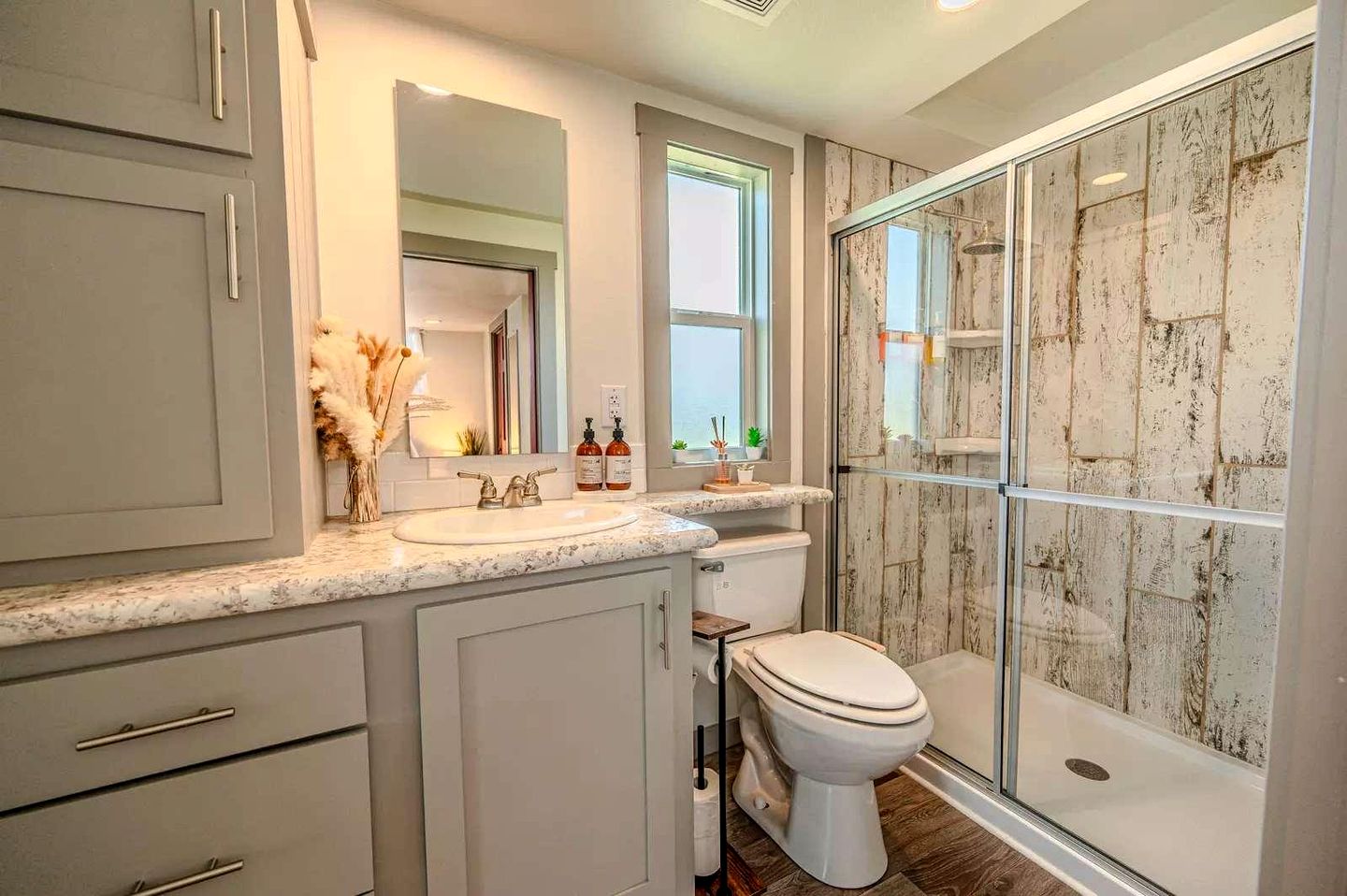 Elegant and Inviting Tiny Home Retreat with Resort Pool and Hill Country Views Near Fredericksburg, TX