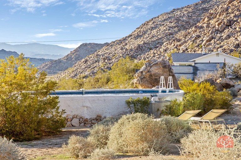 RUThe House of Intellect Large Pool, Outdoor Shower, Spa, Vacation