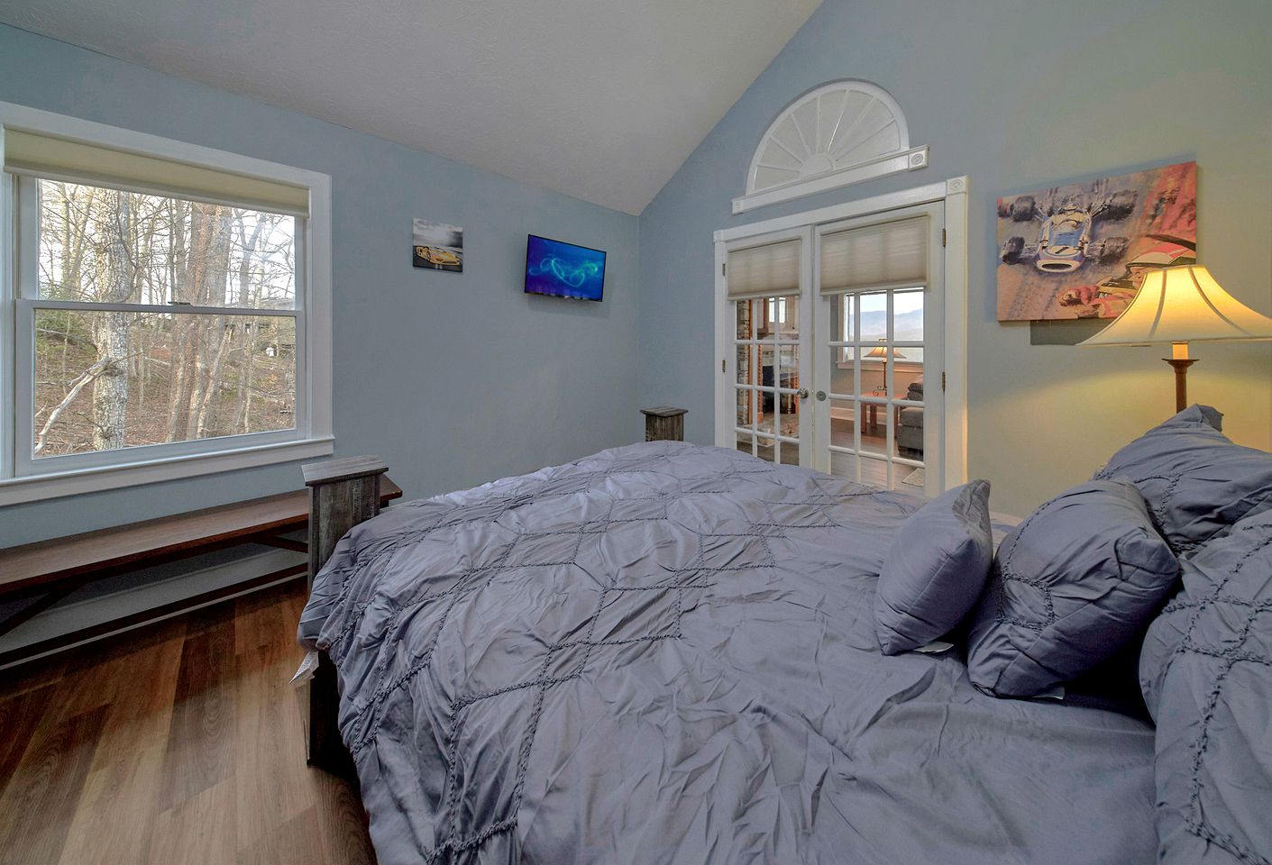 Large Vacation Rental in Gatlinburg, Tennessee, Perfect for Family Gatherings near the Great Smoky Mountains