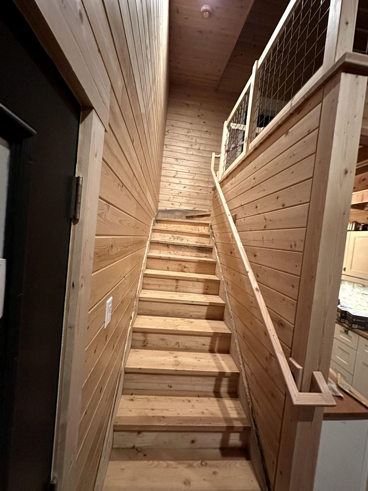 Luxurious Glamping Tree House at Starved Rock, Perfect for a Weekend Escape from Chicago