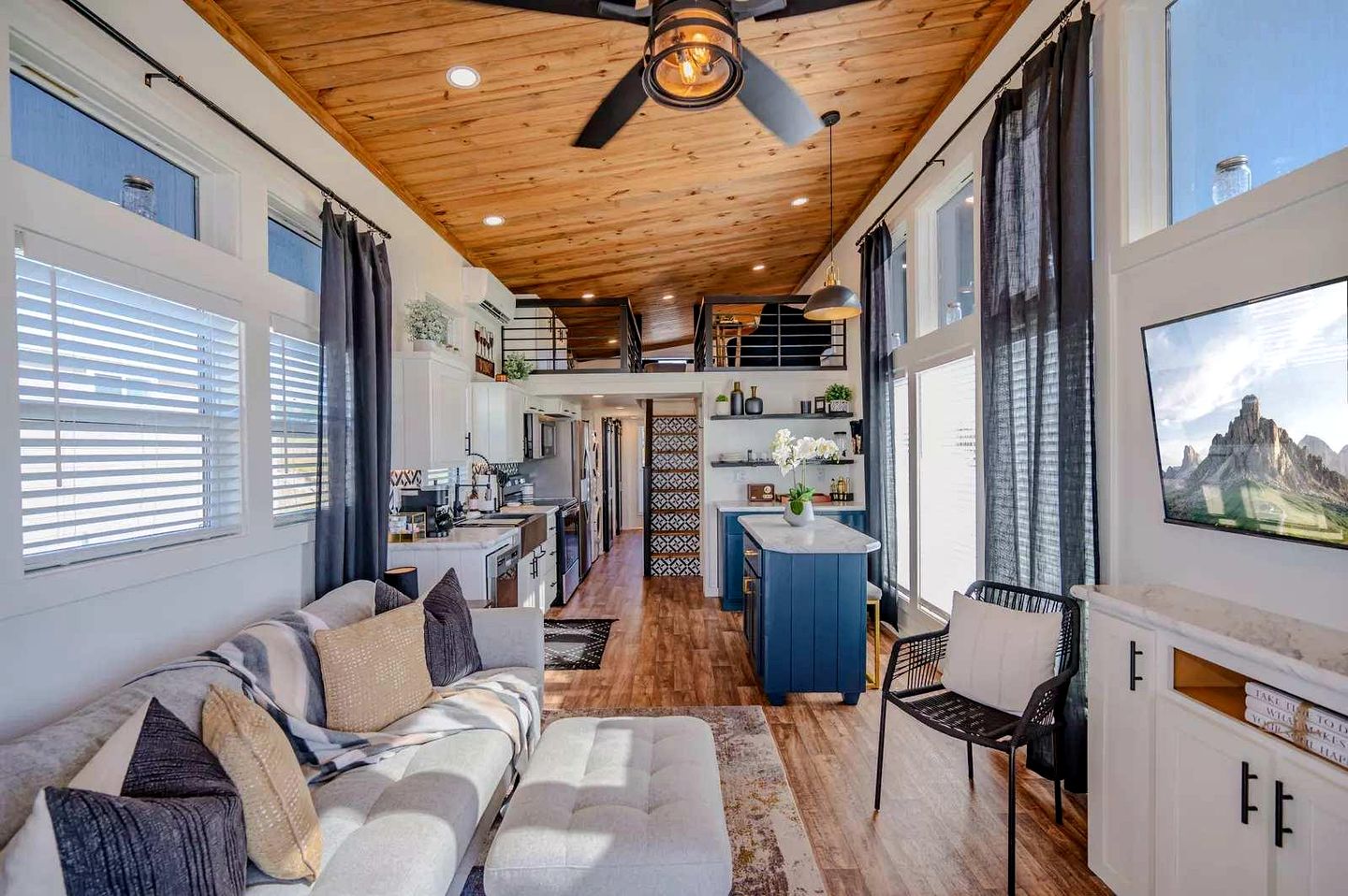 Cozy Tiny Home with Outdoor Kitchen, Resort Pool Access, and Hill Country Views Near Fredericksburg, TX