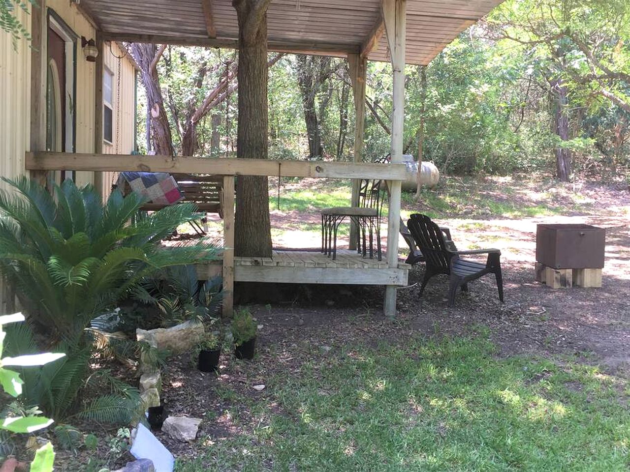 Lovely Studio Rental with Hamilton Creek Views for Vacation in Marble Falls, Texas