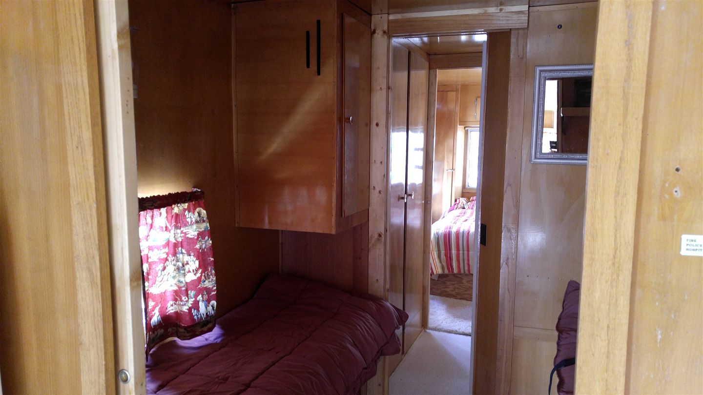 Vintage Trailer Vacation Rental with Mid-Century Decor near Salida, Colorado