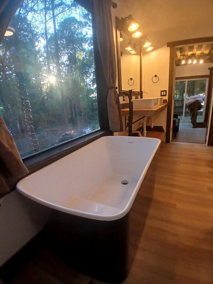 Tranquil Creekside Container with Private Waterfall Near Renaissance Festival | Magnolia, Texas