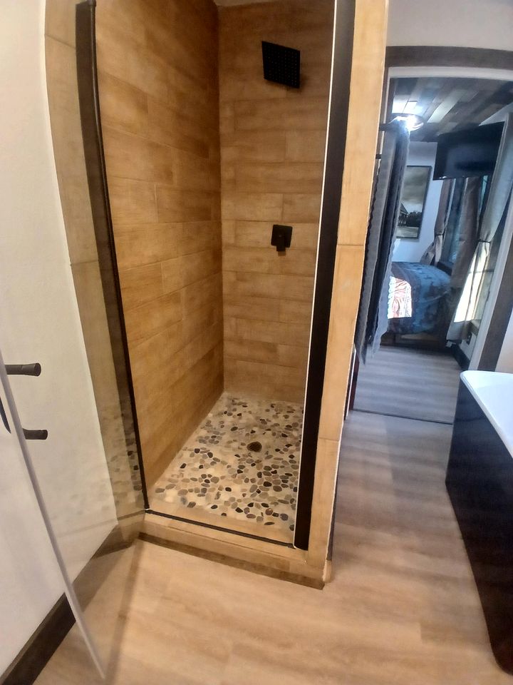 Tranquil Creekside Container with Private Waterfall Near Renaissance Festival | Magnolia, Texas