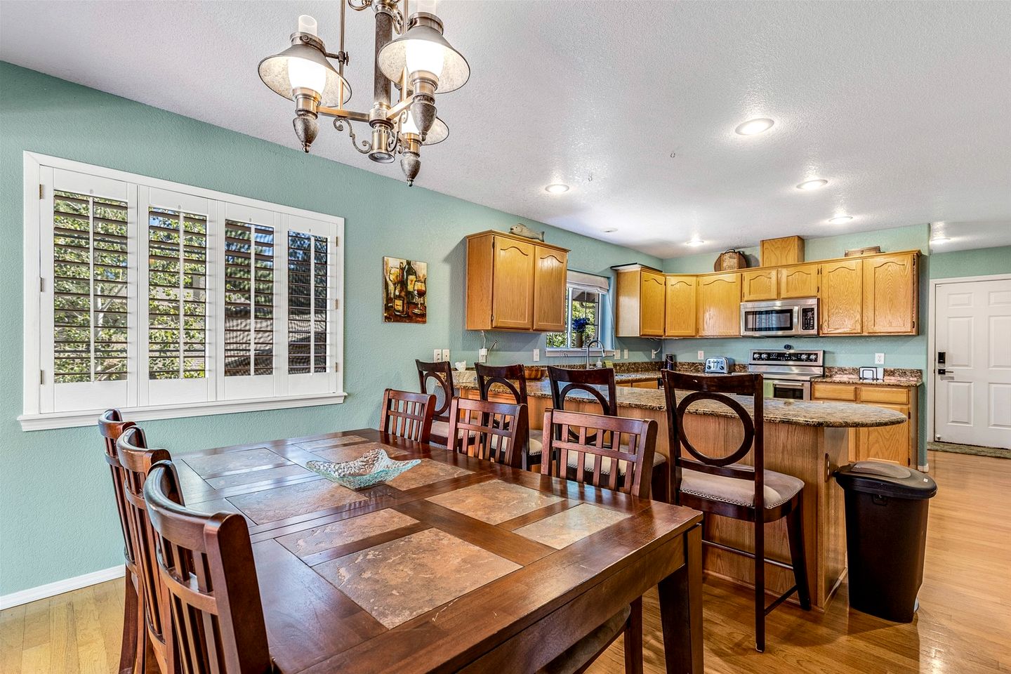 Beautiful Vacation Rental with Golf Club Fairway Views from the Spacious Deck in Flagstaff, Arizona