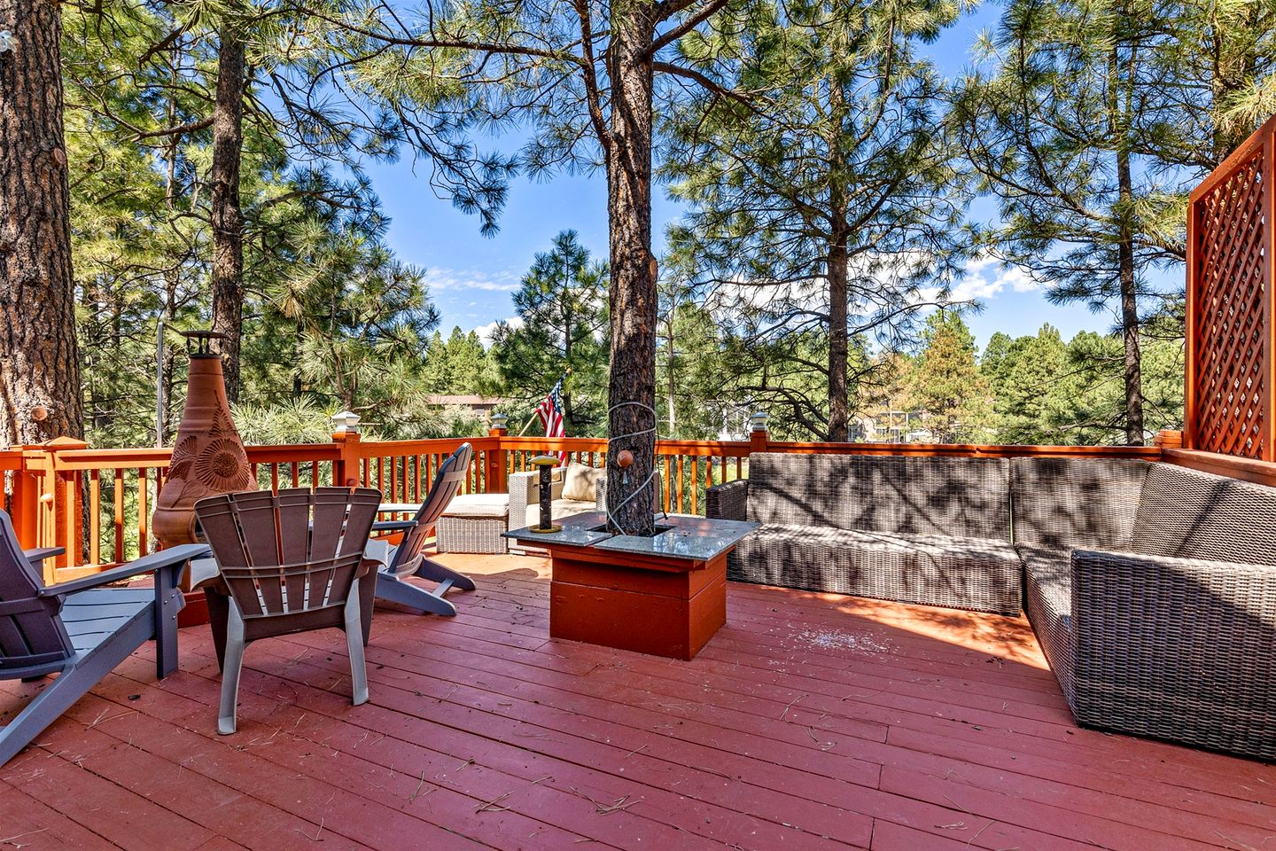 Beautiful Vacation Rental with Golf Club Fairway Views from the Spacious Deck in Flagstaff, Arizona