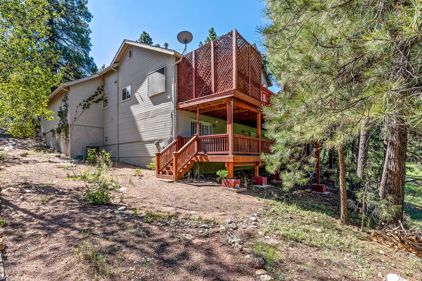 Beautiful Vacation Rental with Golf Club Fairway Views from the Spacious Deck in Flagstaff, Arizona