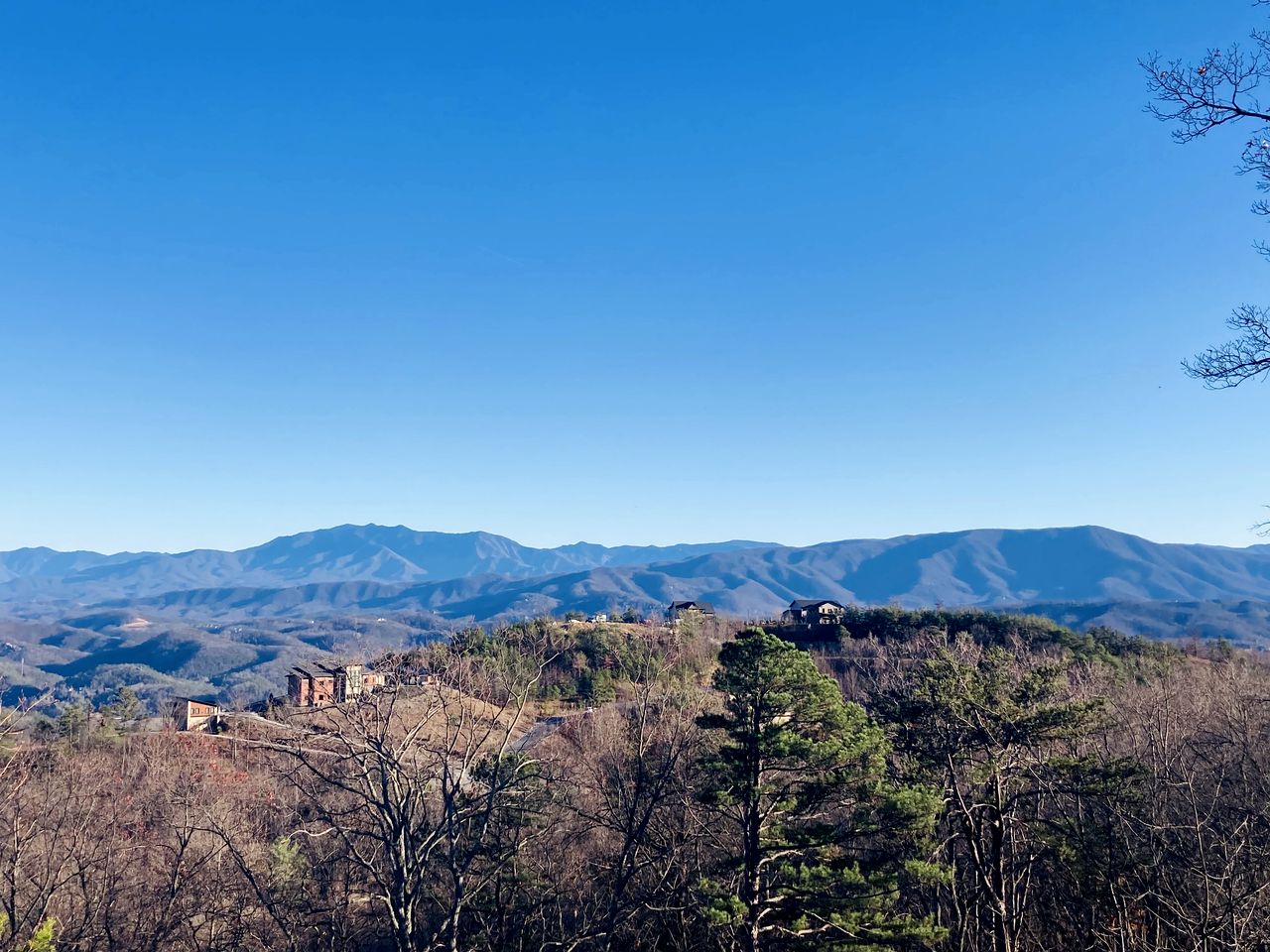 Luxurious Cabin with Game Room and Hot-tub in Sevierville, Tennessee