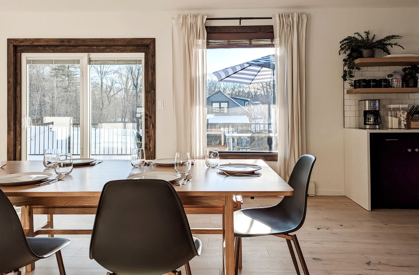 Heavenly Two Cabins Perfect for Groups or Family Retreats in NY