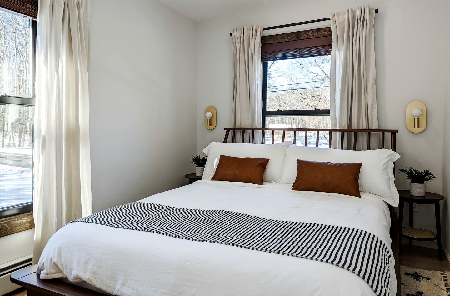 Heavenly Two Cabins Perfect for Groups or Family Retreats in NY