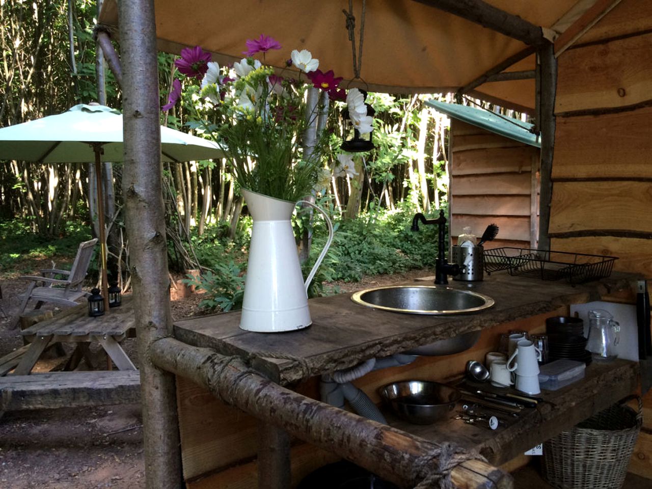 Rustic Camping Cabin for Families in South Downs National Park, East Hampshire