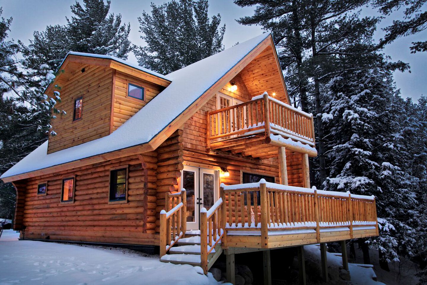 Log Cabin With Jacuzzi Adirondack New York