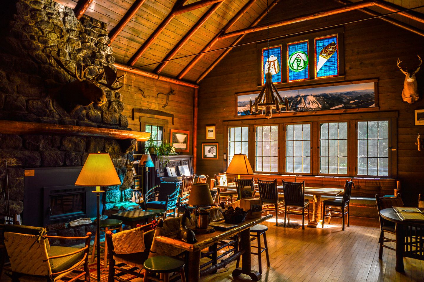 ADIRONDACK MOUNTAIN CLUB - Adirondak Loj at Heart Lake - Cabin