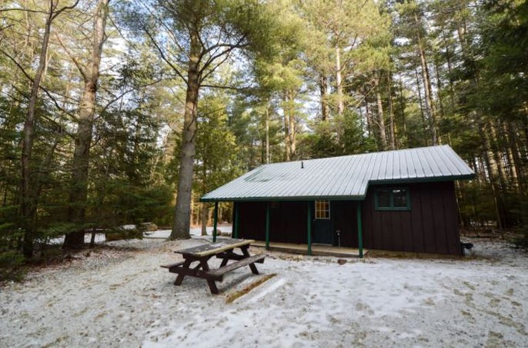 Waterfront cabin rental on Heart Lake, New York