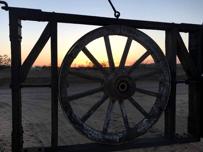 Cabins (Twentynine Palms, California, United States)