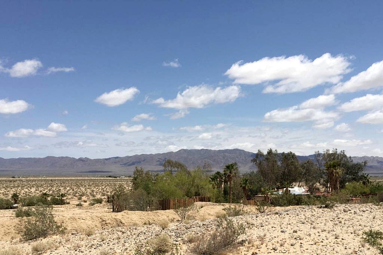 Cabins (Twentynine Palms, California, United States)