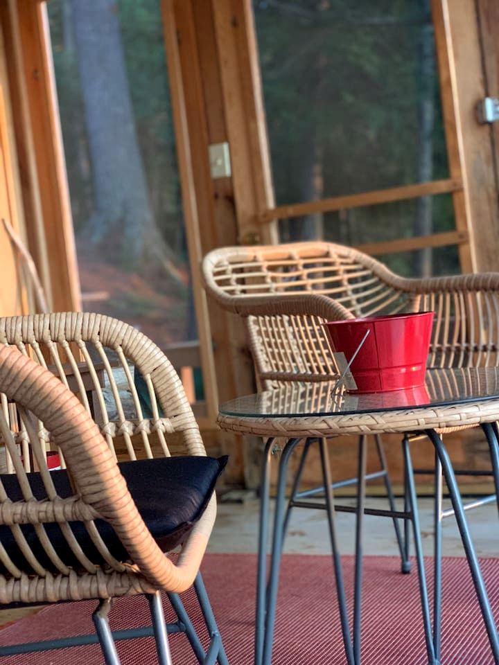 Adorable Water Cabin with Dock and Modern Interior in Maine