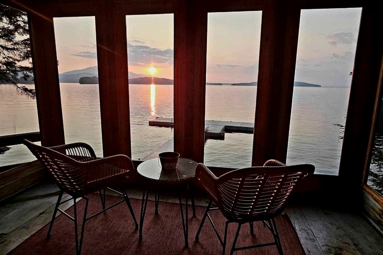 Cabins (United States of America, Greenville, Maine)