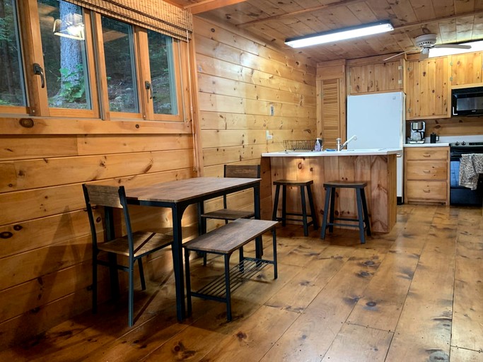 Cabins (United States of America, Greenville, Maine)