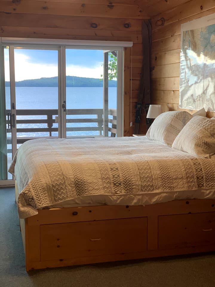 Adorable Water Cabin with Dock and Modern Interior in Maine